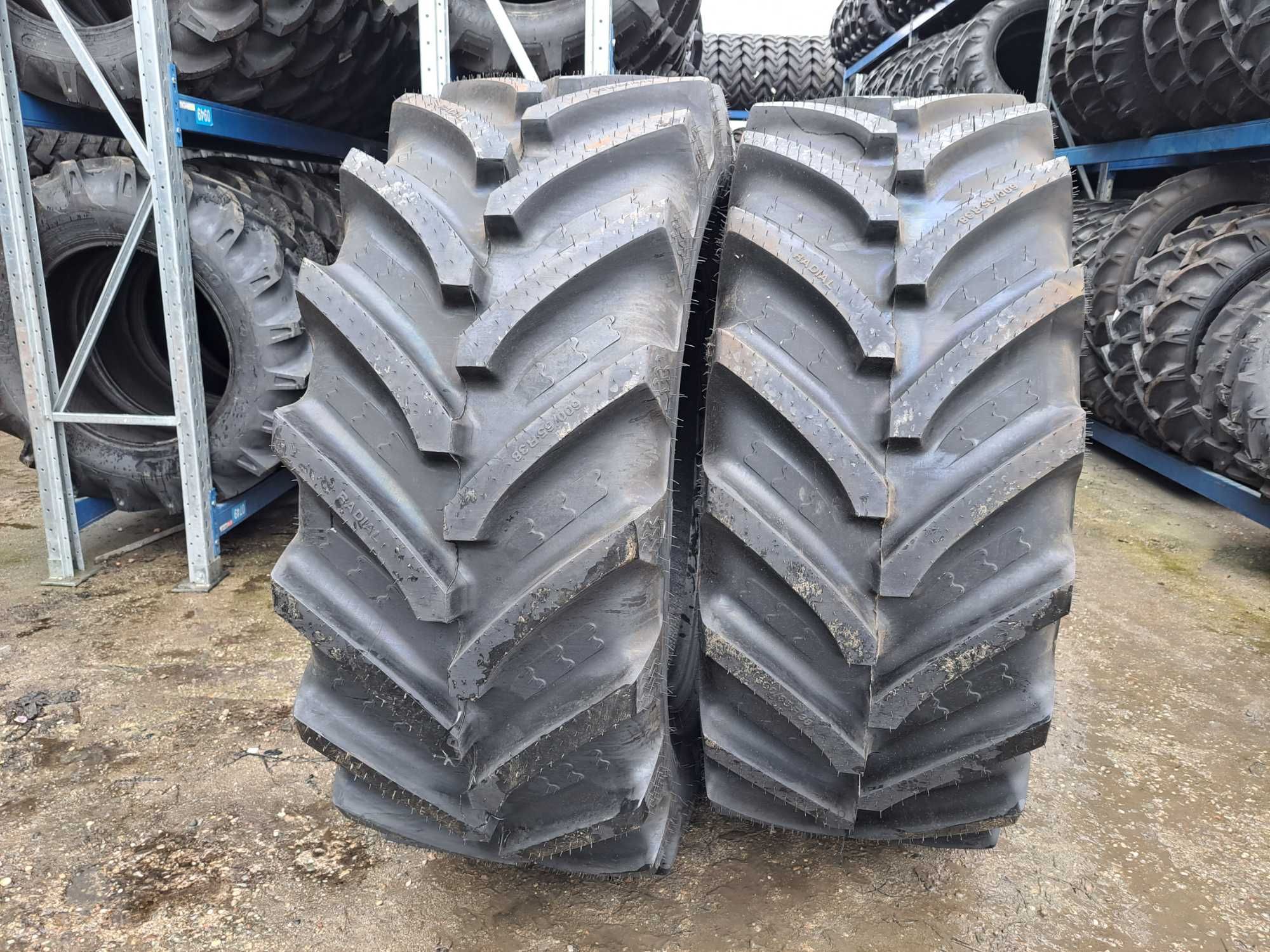 Cauciucuri radiale pentru TRACTOR 600/65R38 BKT AGRIMAX anvelope noi