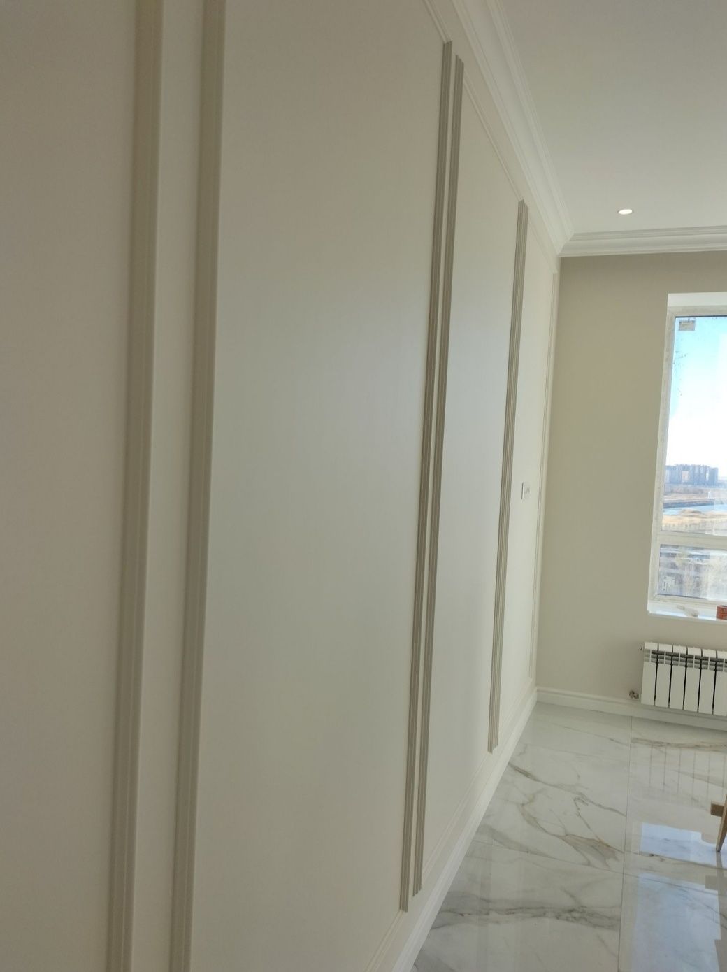 Покраска стен квартиры и помещения с аппаратом