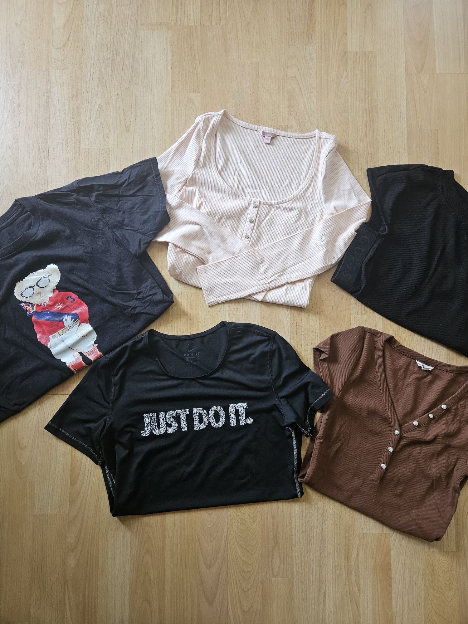 Оригинални дамски тениски Guess Nike, Ralph Lauren