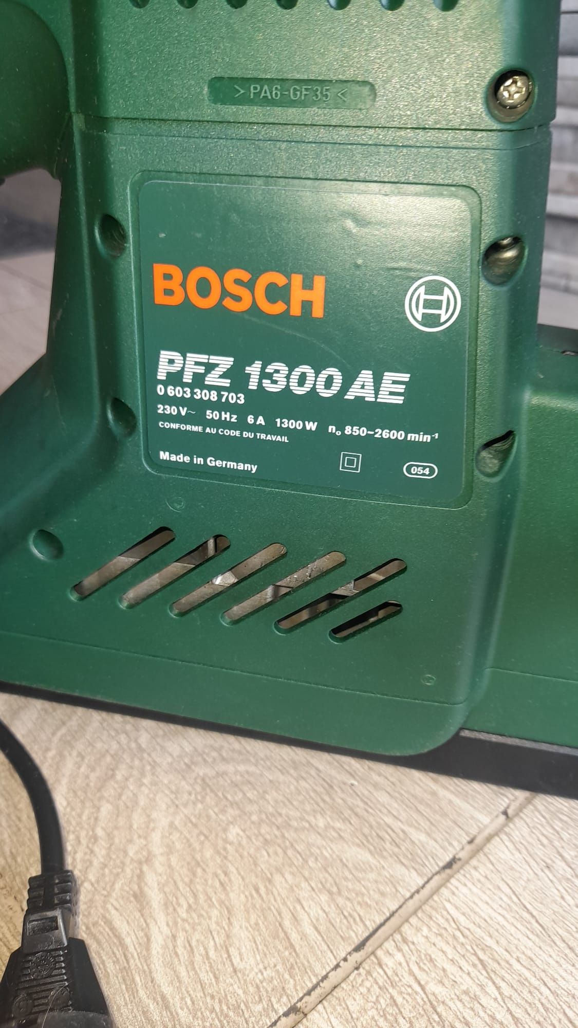 Fierăstrău Bosch PFZ 1300 AE