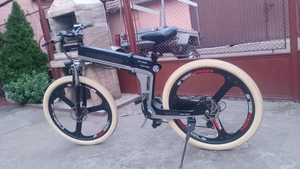 Bicicletă electrica