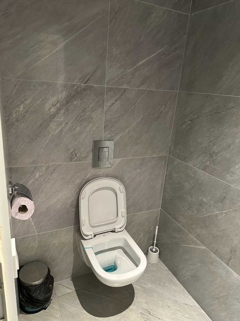 Дава се под наем Офис в Пловдив, Индустриална зона - Север - 250 кв.м за 1275 € - Снимка #6