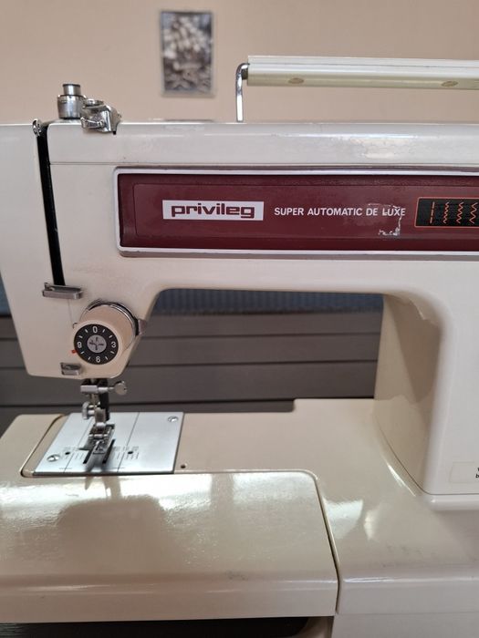 Masina de cusut Privileg impecabila