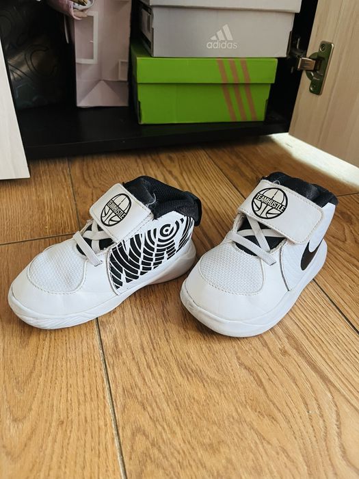 Детски маратонки найк