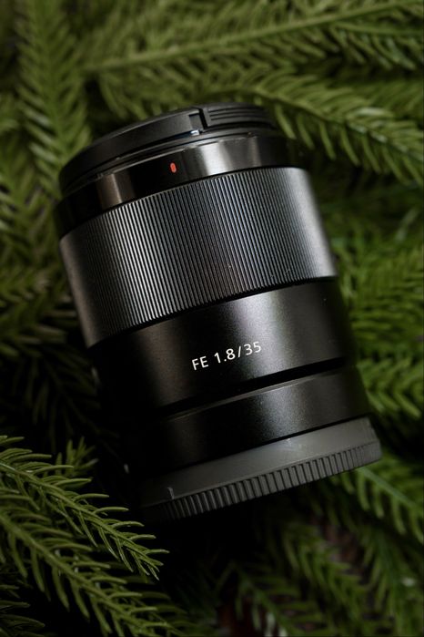 Продам Sony 35 mm 1.8 ( полный кадр)