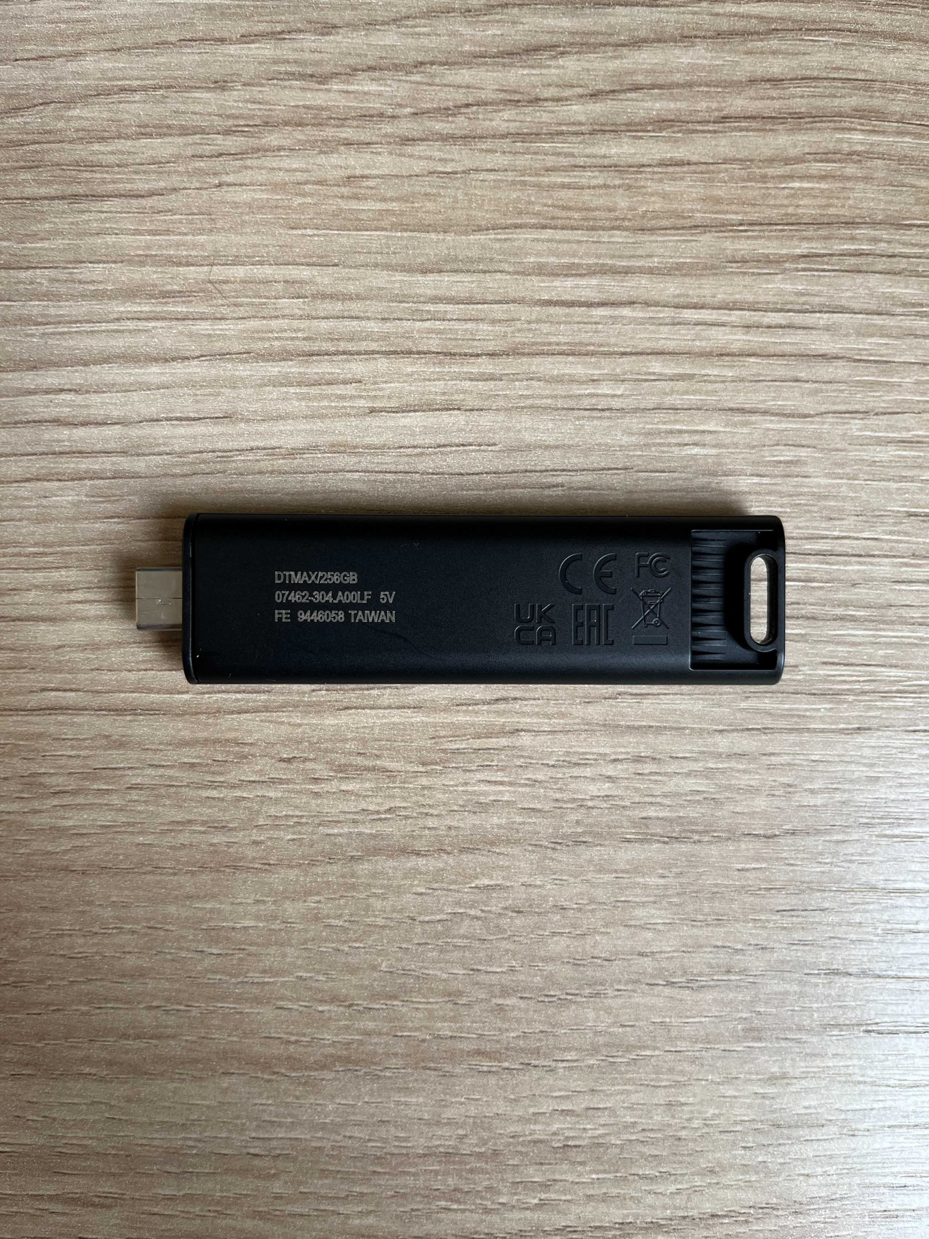 Флашка Kingston Data Traveler Max 256GB USB-C 3.2 Gen 2 с гаранция