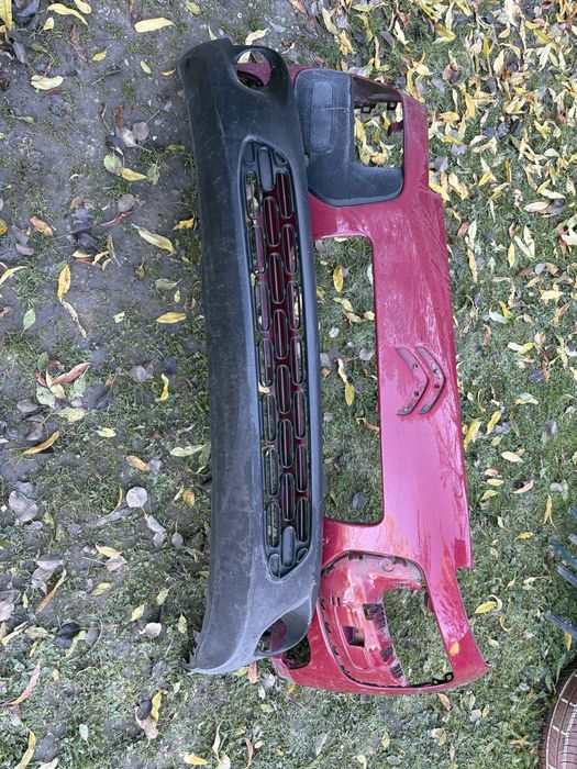 Bara fata Citroen  C4 Cactus 2016 se vopseste in culoarea masinii