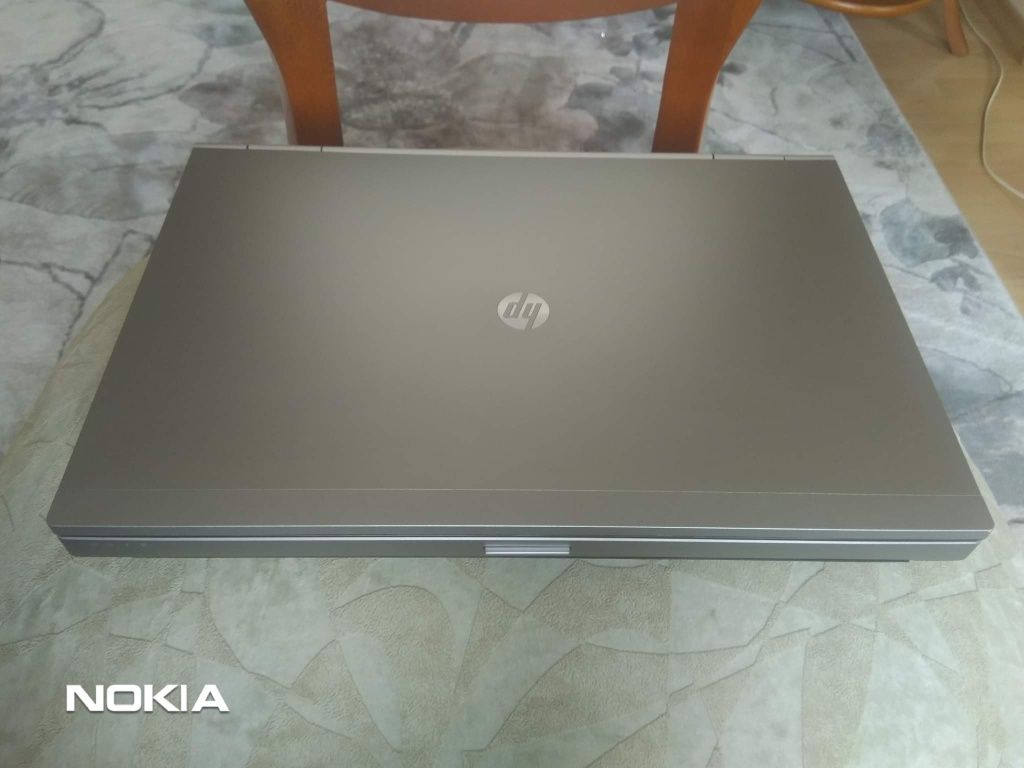 HP EliteBook 8470p с чанта, докинг станция и мишка