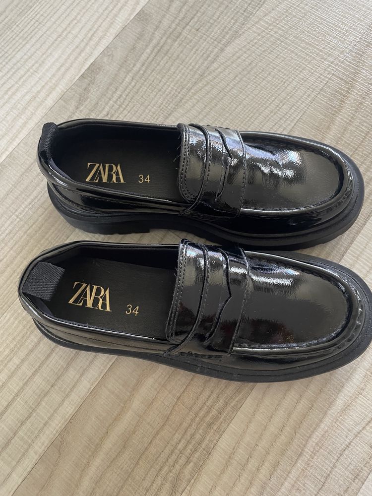 Loafersi fete zara