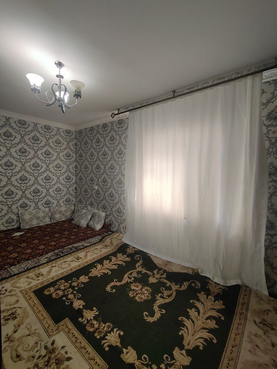 Срочно продам 1ком квартиру. ЭКО базар.Буз 2