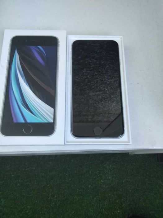 Iphone apple SE2020