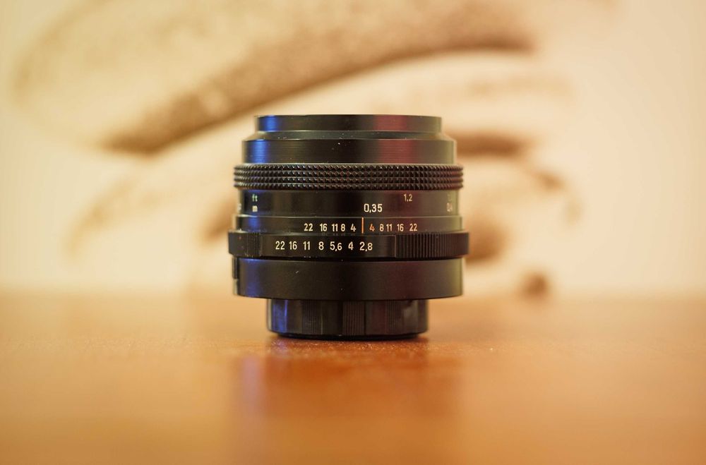Obiectiv Zeiss Tessar M42