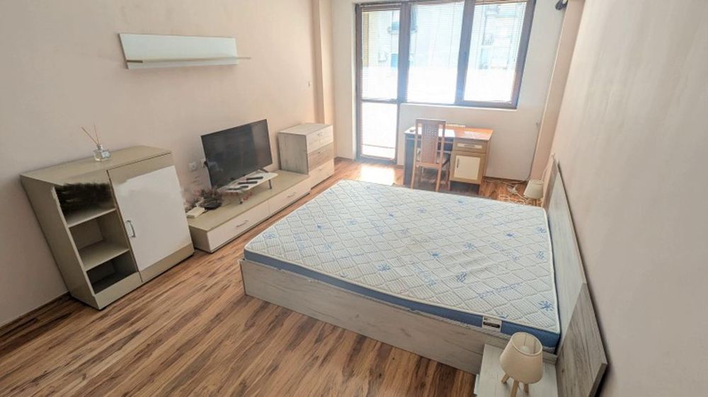 Дава се под наем Тристаен апартамент в София, Красно село - 90 кв.м за 700 € - Снимка #3