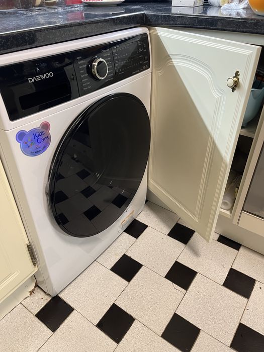 Пералня със сушилня Daewoo