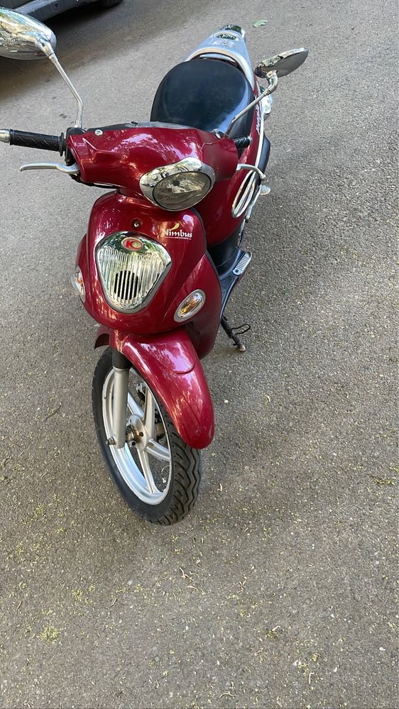 Vând Kymco People 50