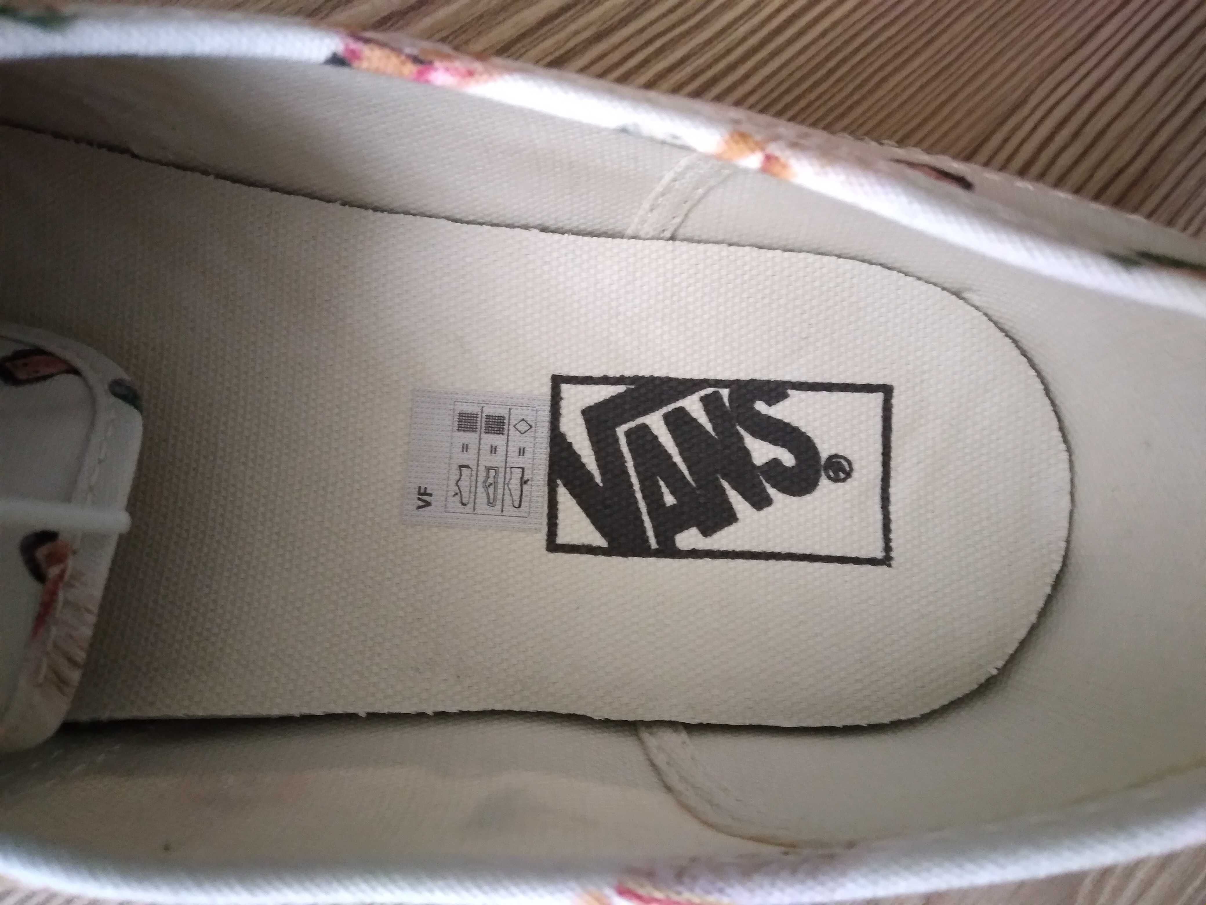 Нови!!! VANS - кецове