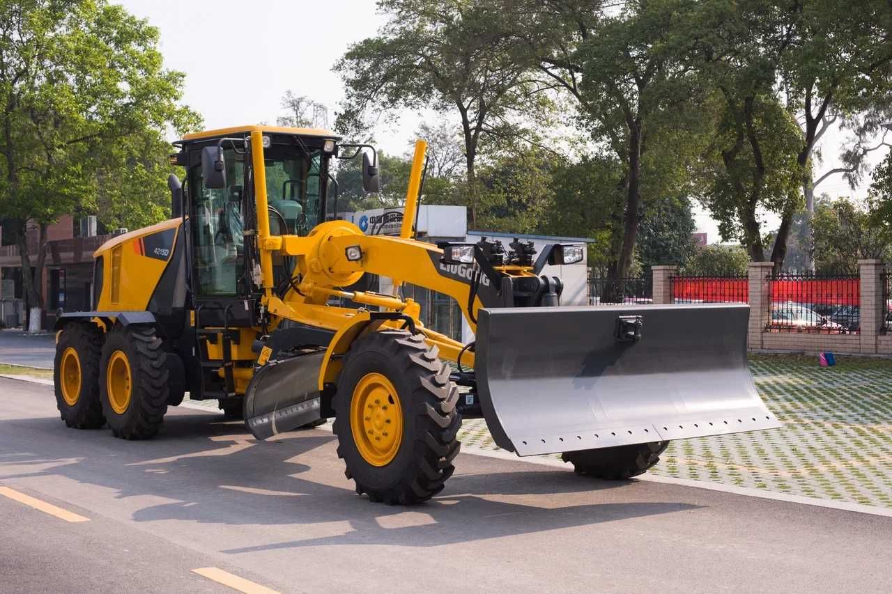 Грейдер 4WD + Отвал, Рыхлитель