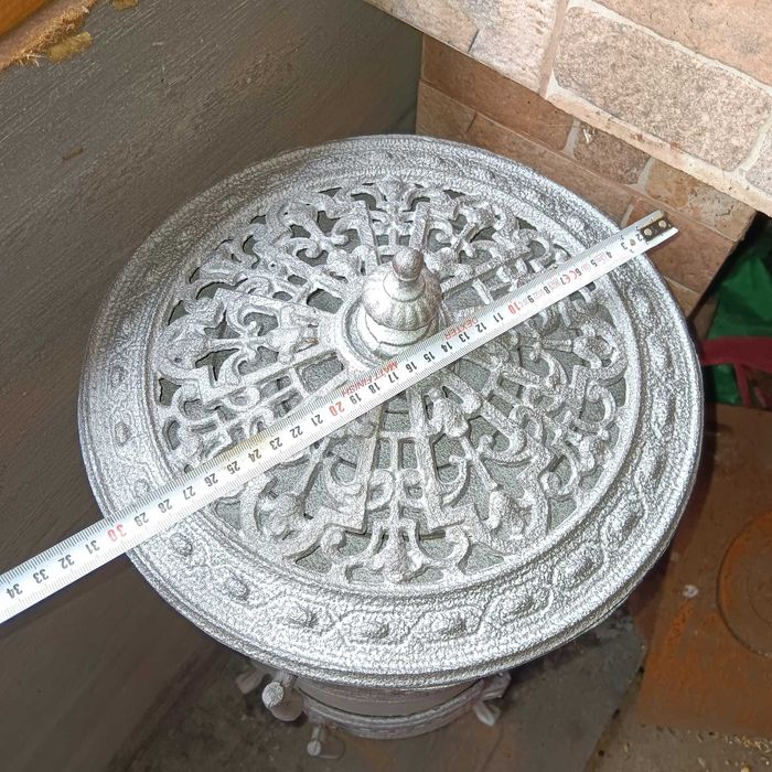 Godin"sobă" din fontă