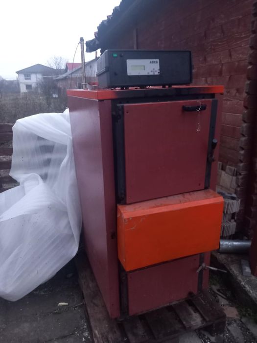 Cemtrala pe lemne Arca