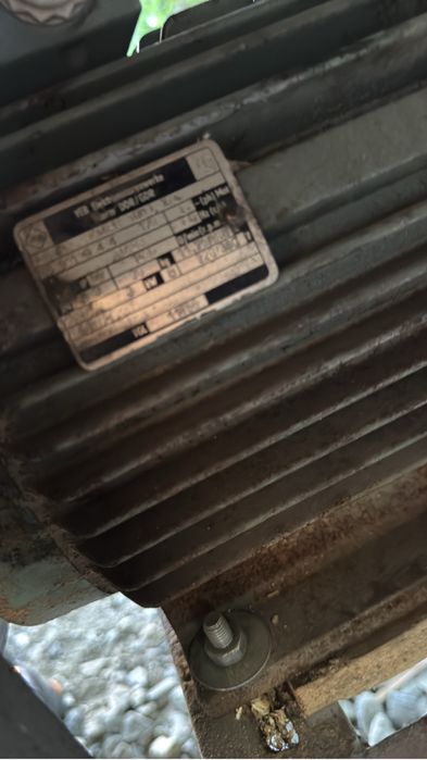 Vand Abrict  trifazic