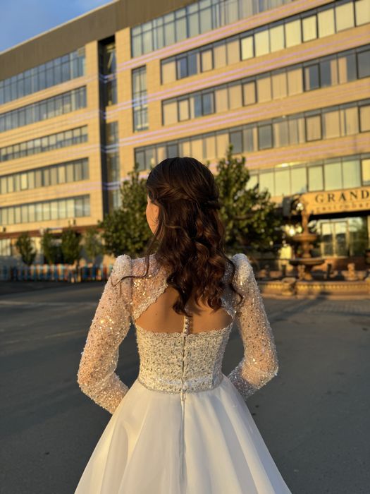 Свадебное платье