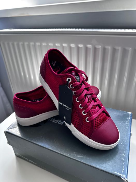 Нови кецове G STAR