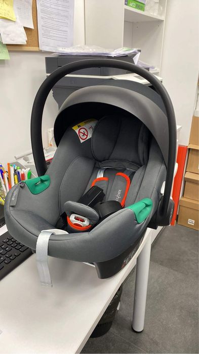 Столче за кола Cybex B2