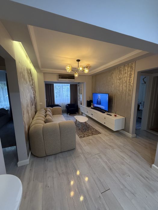 Vand apartament 4 camere inel 2