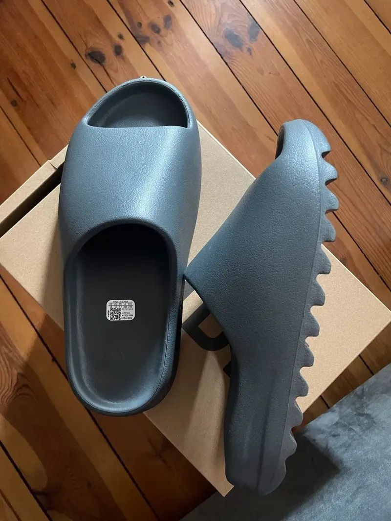 YEEZY adidas slides ONYX