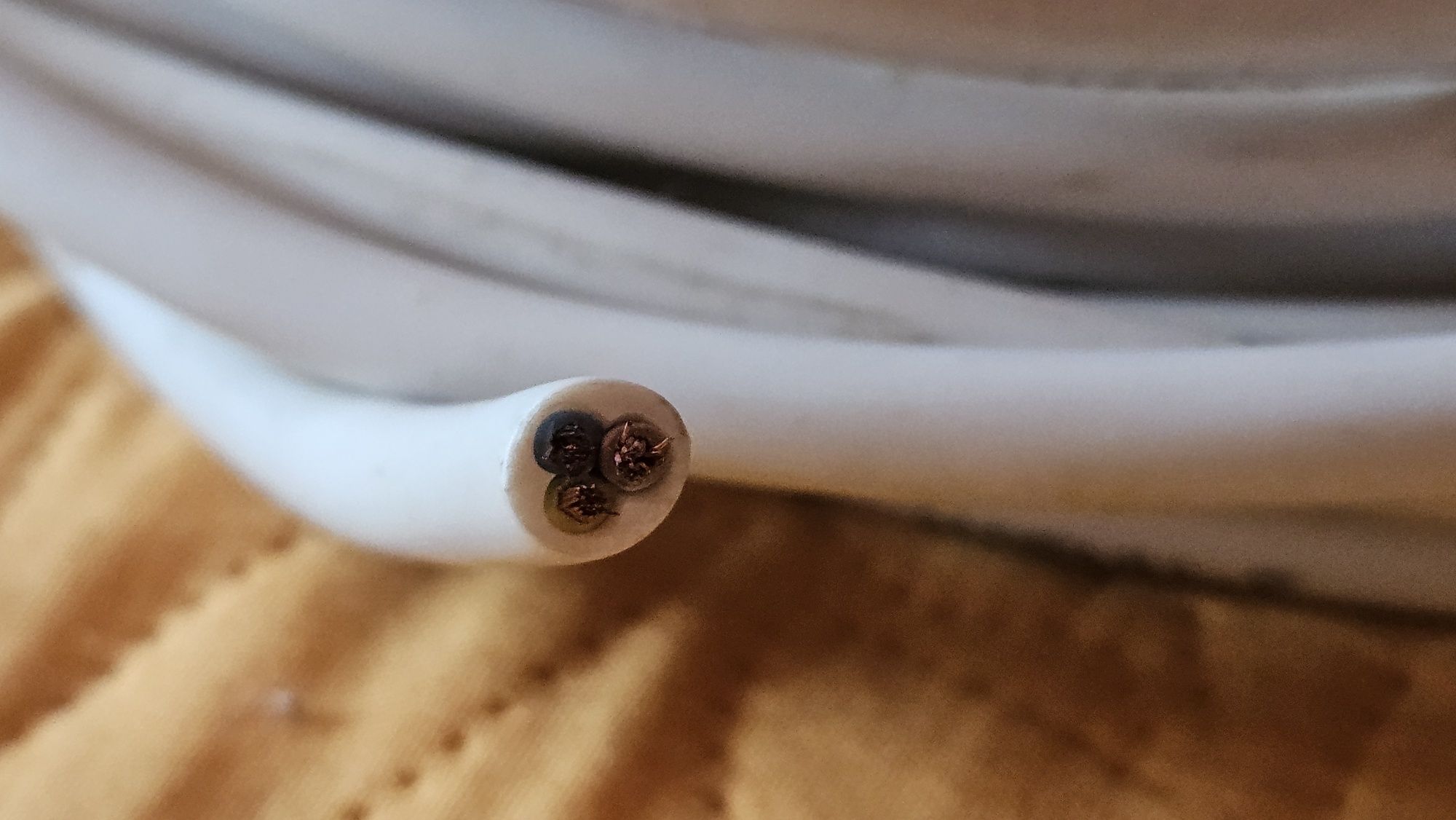 Кабел 3х1,00 mm КЕМП H05VV-F