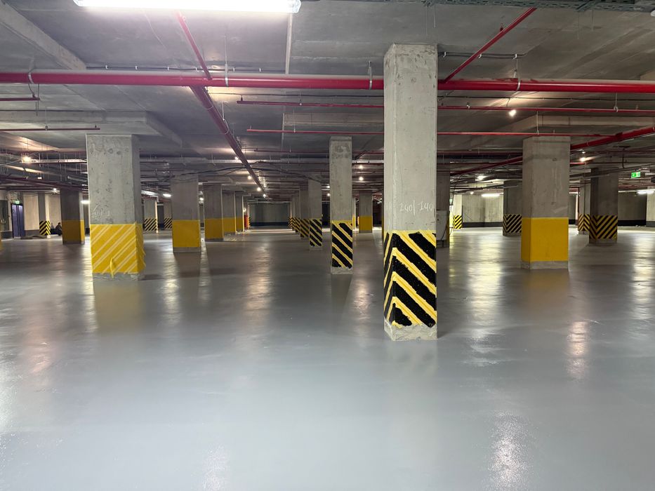 Краска серая глянцевая для бетонных полов