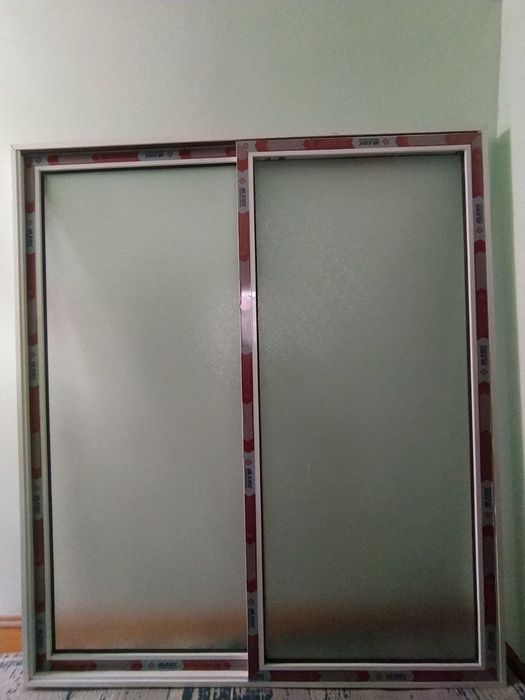 Продаётся дверь купе