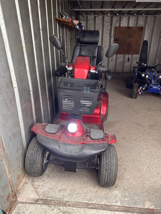 Акумолаторна инвалидна количка Wisking 4030