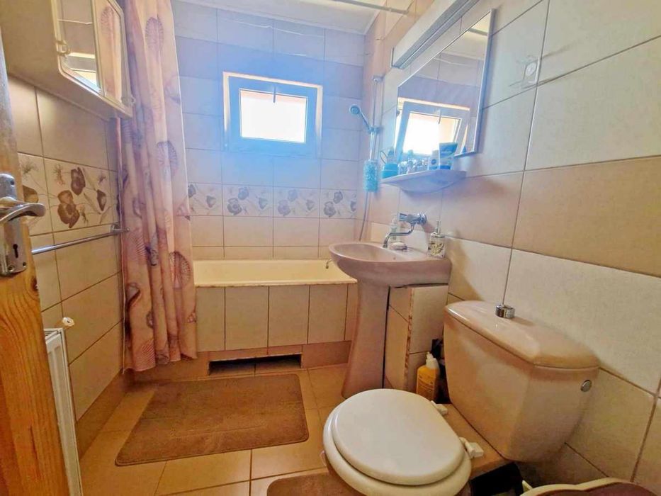 Vand apartament 3 camere 69.000 euro