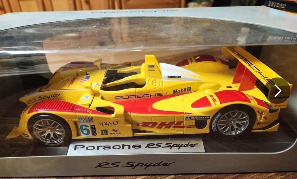 Количка 1:18 Порше РС Спайдер Пенске  Porsche RS Spyder Penske Racing