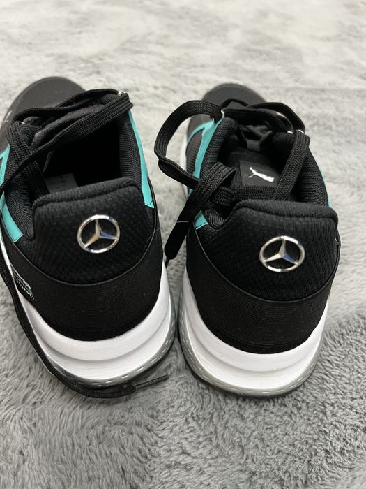 Adidasi Puma Mercedes Petronas