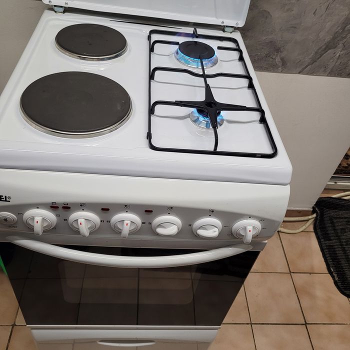 Нова печка с газ.