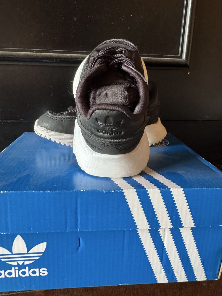 Детски маратонки Adidas