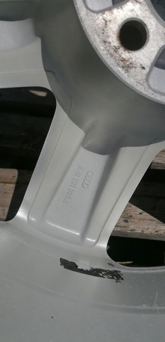 17 цола 5 х 100 мм АУДИ / Фолксваген / Шкода - 7,5 Инча / ЕТ 32