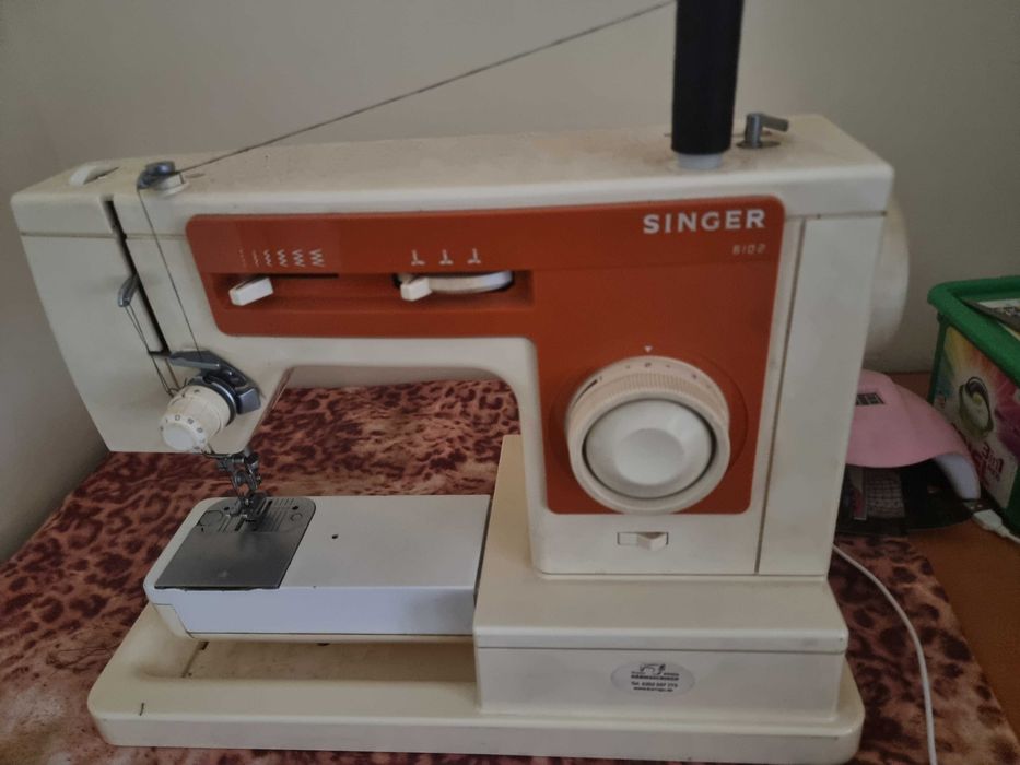 Шевна машина SINGER 6102