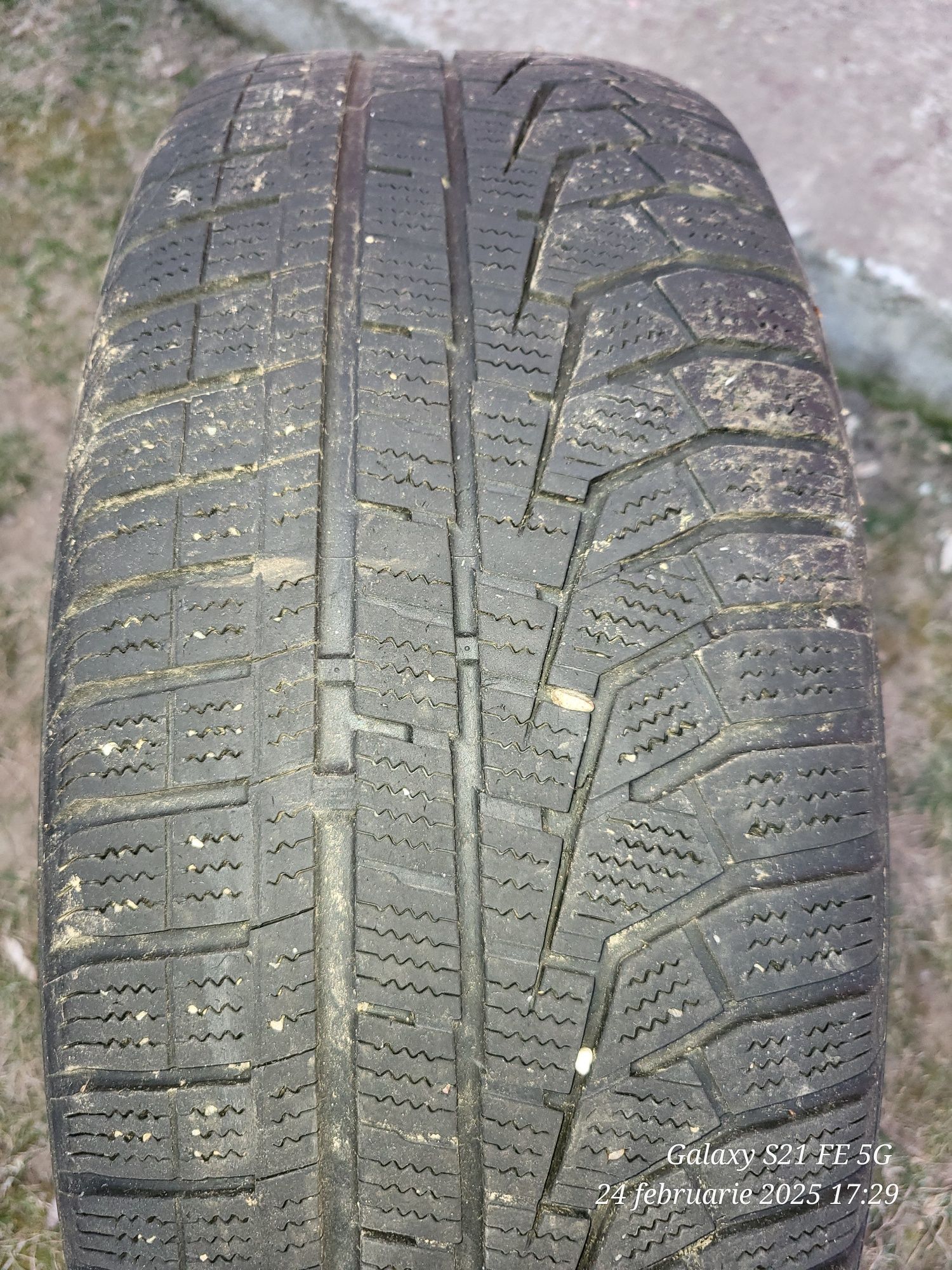 Vand anvelope de iarna Hankook 225.60.17 4 buc