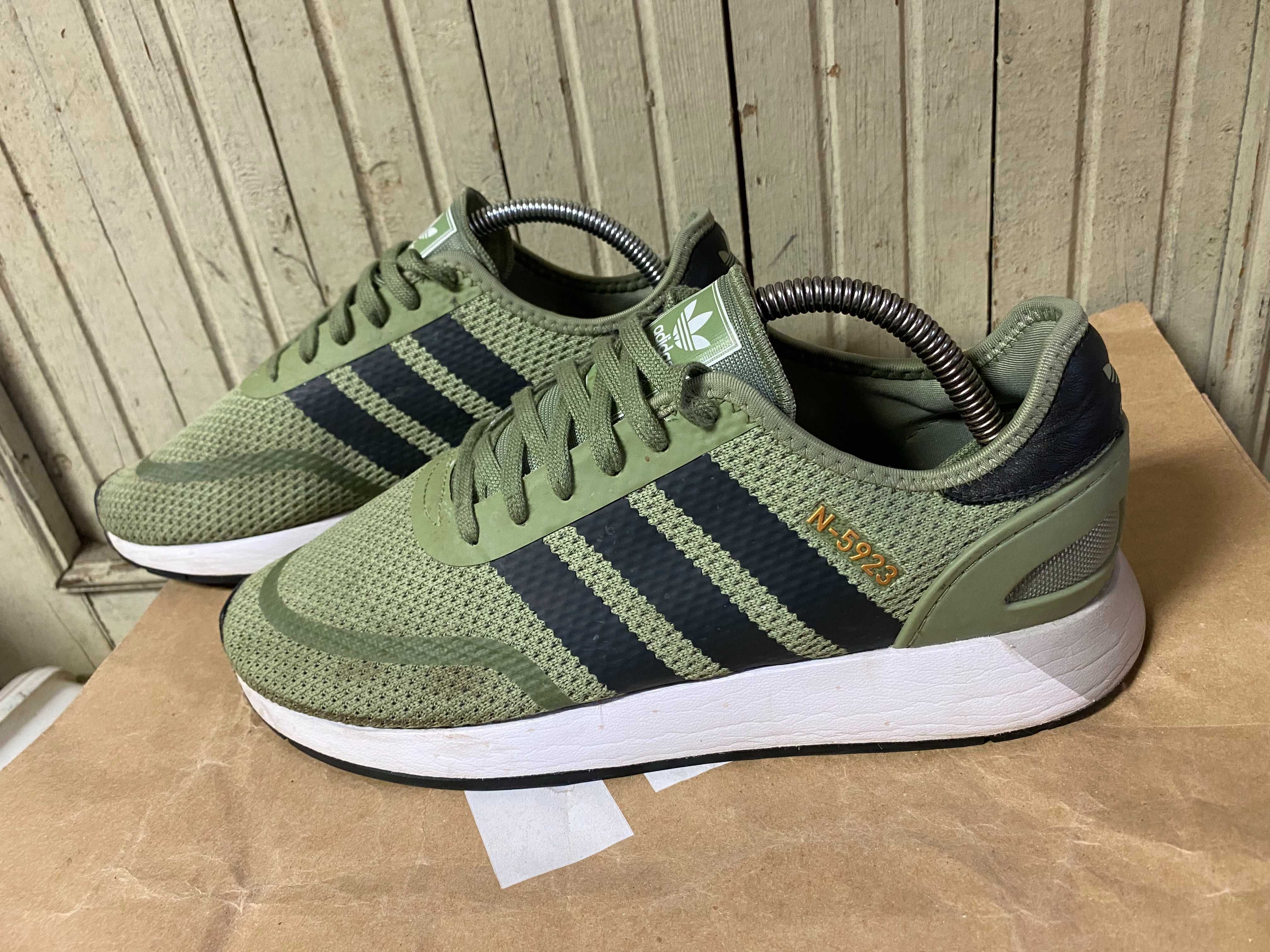 ''Adidas N-5923 Tent Green''оригинални маратонки 43 номер