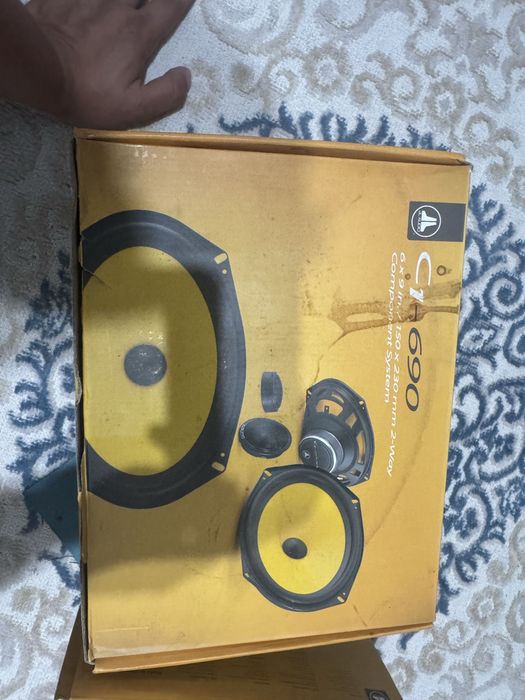 JL AUDIO динамики в машину в отличном состоянии!