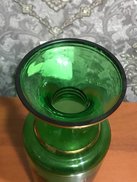 Ваза.Богемия.Высота:35 см.Цена:100$