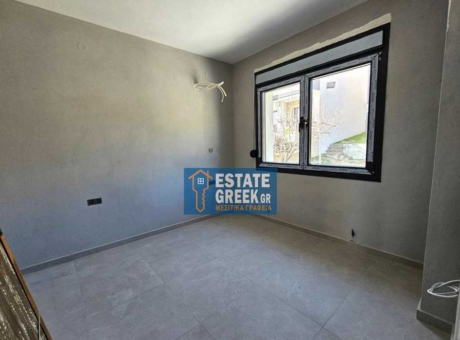 Продава се Тристаен апартамент в Пловдив, Филипово - 93 кв.м за 1990 €/кв.м - Снимка #8