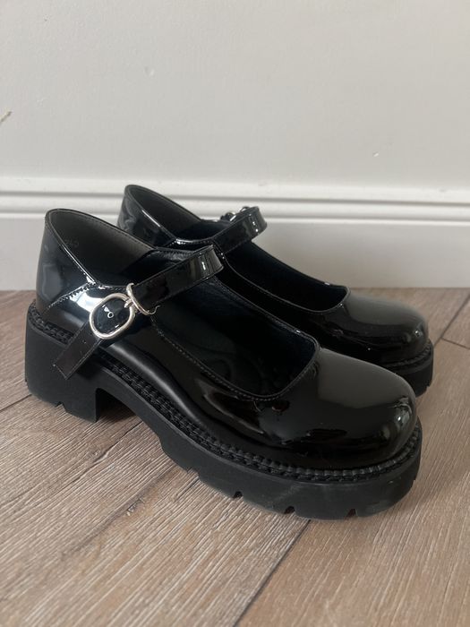 Туфли лакированные