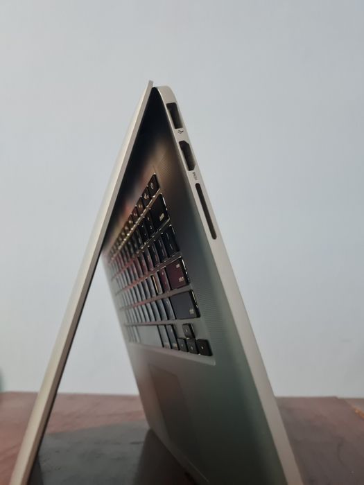 Macbook pro 2015 2K retena disply 16/512