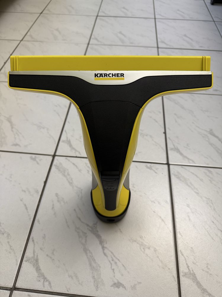 Уреди за почистване на стъкла Karcher WD6 и KV4