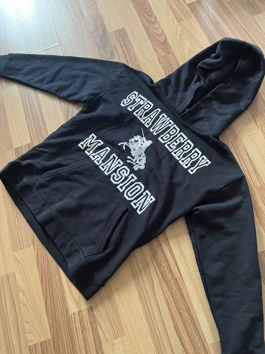 Hanorac Strawberry Mansion