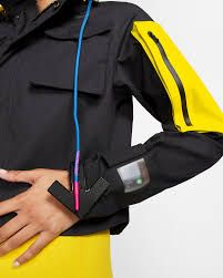 Nike Off-White Women's Running Jacket in Black/Yellow размер S
